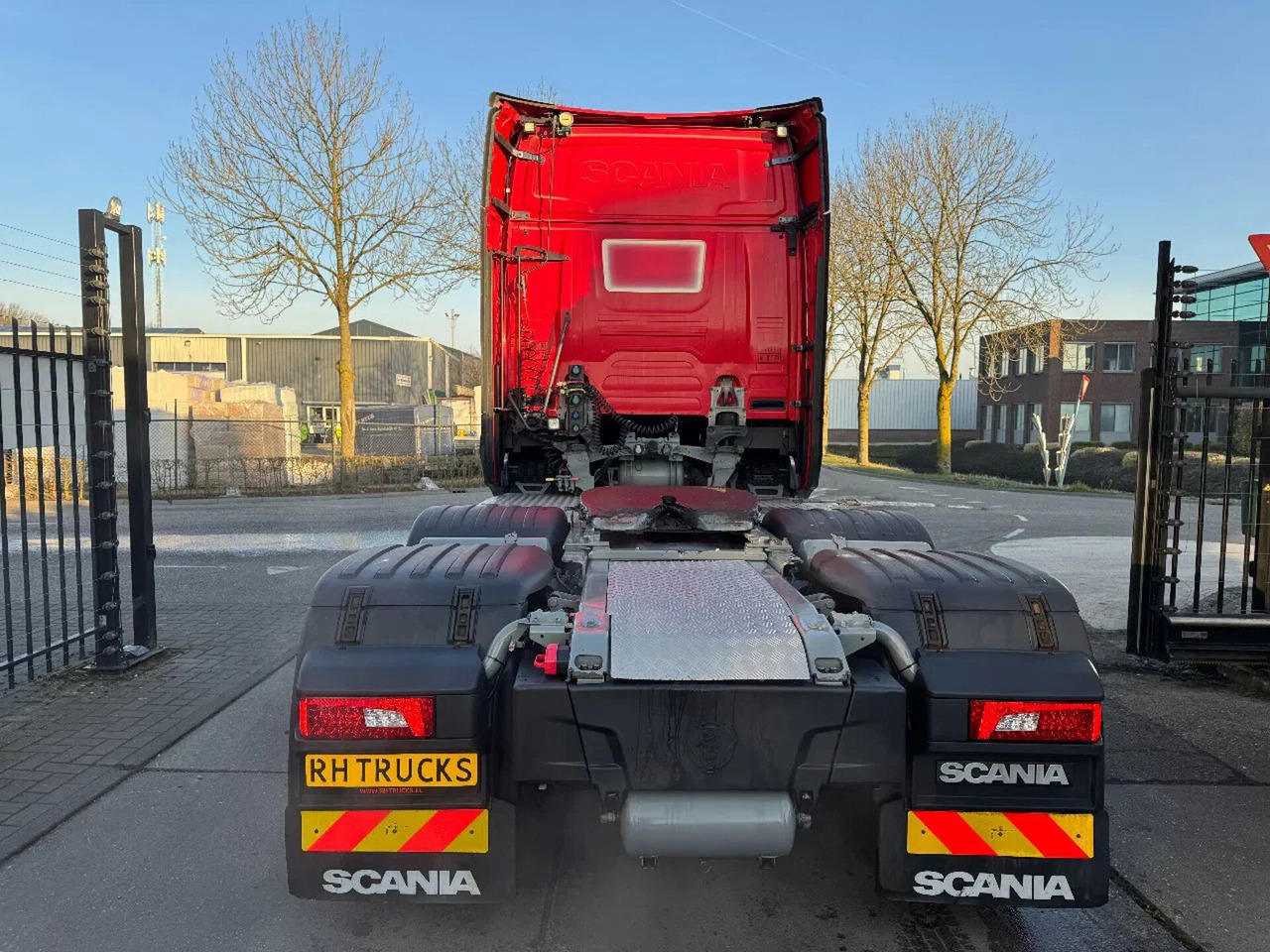 Scania S500 6X2 - EURO 6 + LIFT AXLE Scania S500 6X2 - EURO 6 + LIFT AXLE - Tractor: foto 5 Scania S500 6X2 - EURO 6 + LIFT AXLE Scania S500 6X2 - EURO 6 + LIFT AXLE - Tractor: foto 5