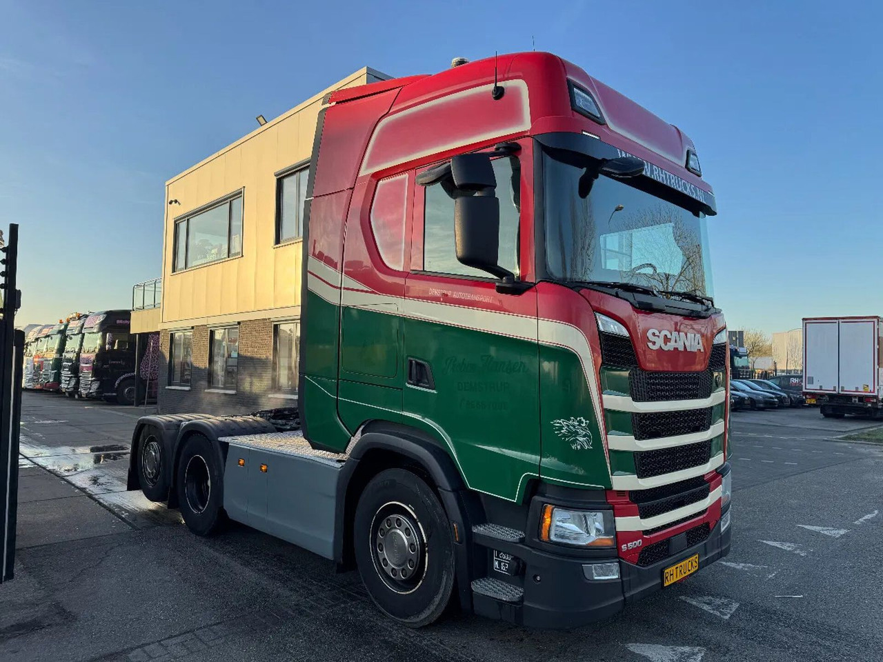 Scania S500 6X2 - EURO 6 + LIFT AXLE Scania S500 6X2 - EURO 6 + LIFT AXLE - Tractor: foto 3 Scania S500 6X2 - EURO 6 + LIFT AXLE Scania S500 6X2 - EURO 6 + LIFT AXLE - Tractor: foto 3