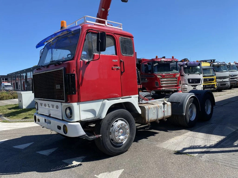 Volvo F 89 6X2 - F89TURBO6 - Tractor: foto 1 Volvo F 89 6X2 - F89TURBO6 - Tractor: foto 1