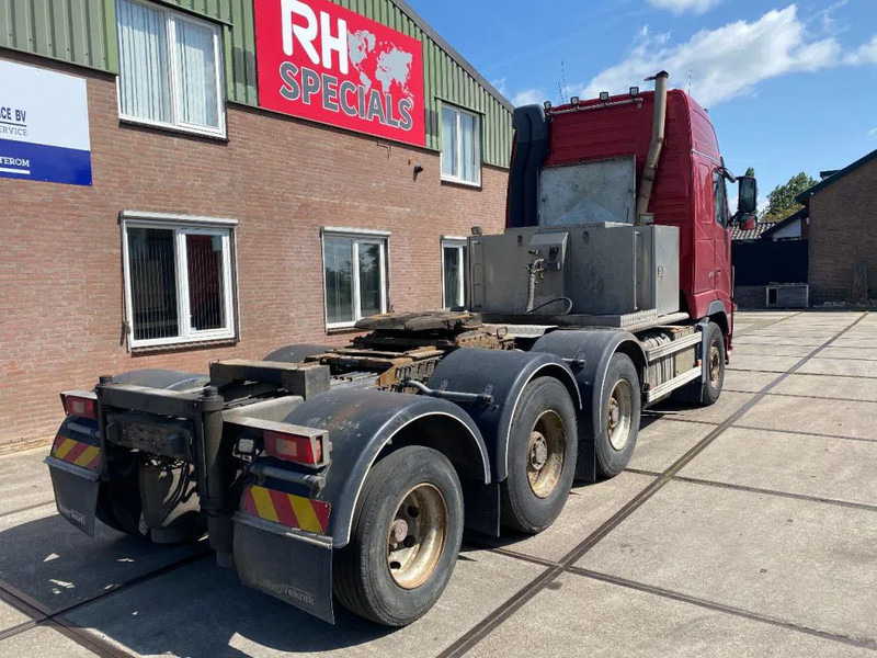 Volvo FH 16.700 FH16-700 8X4 140 TON FULL STEEL - Tractor: foto 5 Volvo FH 16.700 FH16-700 8X4 140 TON FULL STEEL - Tractor: foto 5