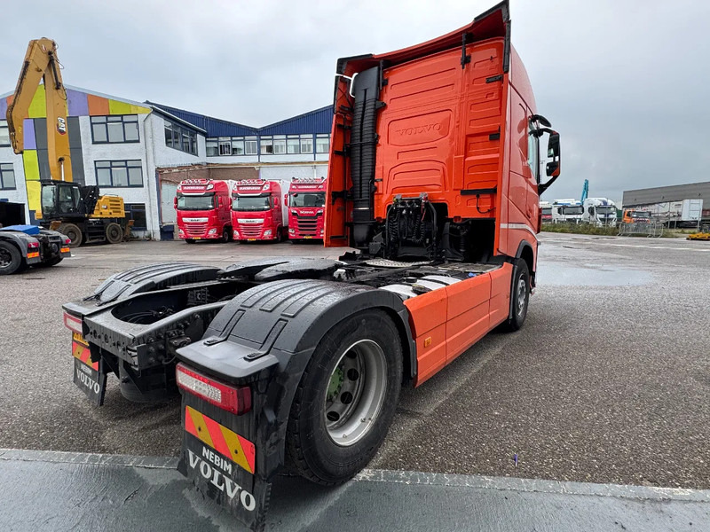 Volvo FH 460 4X2 EURO 6 KB CHASSIS SKIRTS STANDKLIMA - Tractor: foto 5 Volvo FH 460 4X2 EURO 6 KB CHASSIS SKIRTS STANDKLIMA - Tractor: foto 5