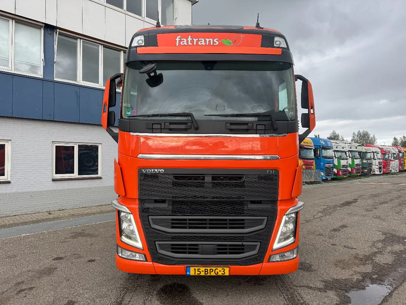 Volvo FH 500 4X2 EURO 6 SKIRTS STANDKLIMA - Tractor: foto 2 Volvo FH 500 4X2 EURO 6 SKIRTS STANDKLIMA - Tractor: foto 2