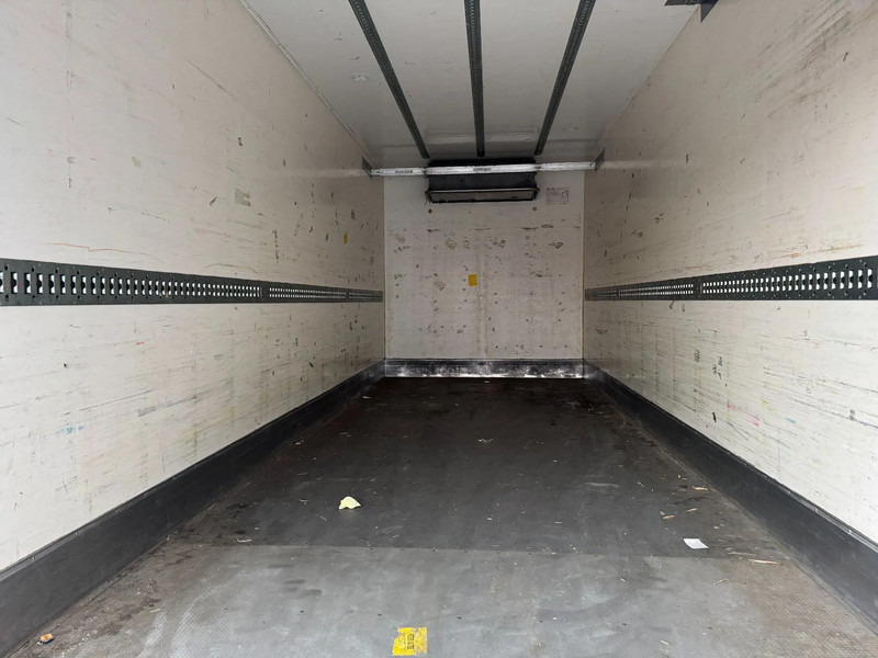 Camião frigorífico Volvo FE 280 6X2 EURO 6 DHOLLANDIA 2500 KG THERMO KING COOL UNIT: foto 9