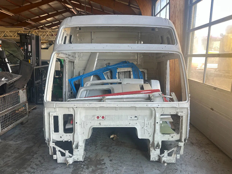 Volvo FH XL - Cabine e interior para Camião: foto 3 Volvo FH XL - Cabine e interior para Camião: foto 3