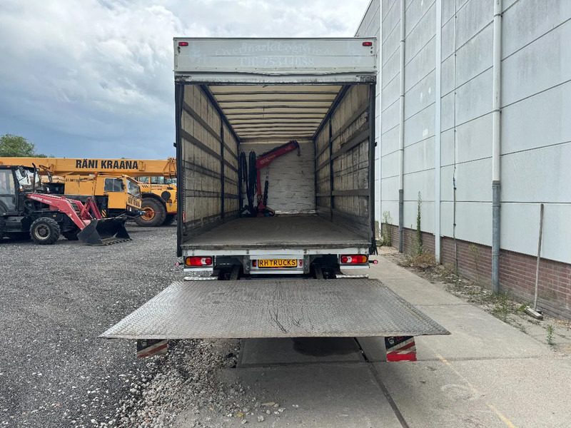 Volvo FL 250 4X2 EURO 6 + FASSI MICRO M25A.12 - Camião de lona, Camião grua: foto 4 Volvo FL 250 4X2 EURO 6 + FASSI MICRO M25A.12 - Camião de lona, Camião grua: foto 4