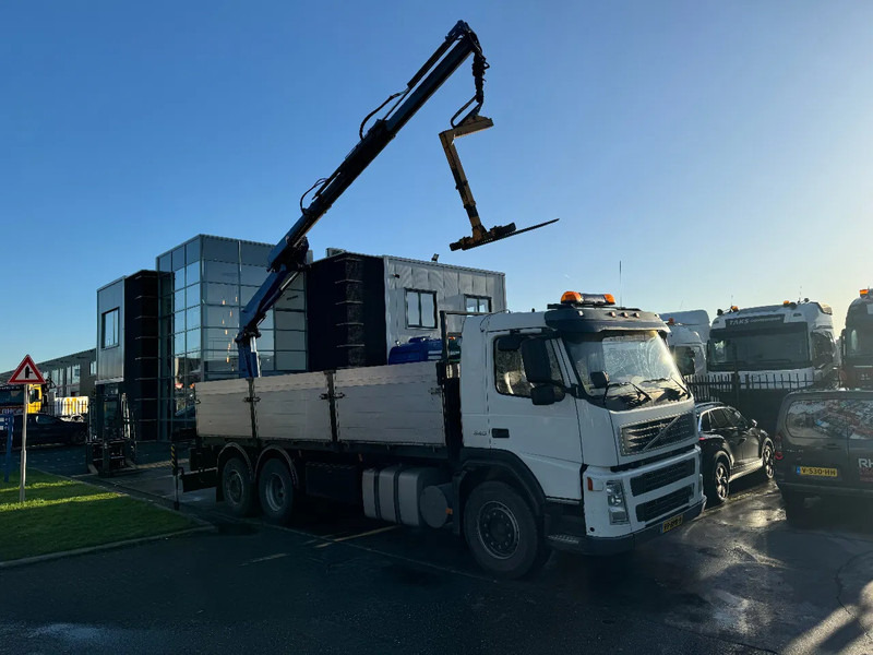 Volvo FM 340 6X2 EFFER 140 2S EURO 3 - Camião de caixa aberta/ Plataforma, Camião grua: foto 3 Volvo FM 340 6X2 EFFER 140 2S EURO 3 - Camião de caixa aberta/ Plataforma, Camião grua: foto 3