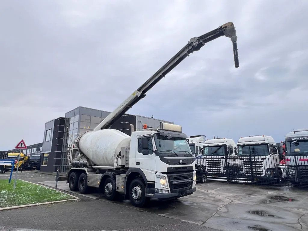 Volvo FM 410 8X4 - 3 UNITS! + MIXER 9m3 + LIEBHERR CON - Camião betoneira: foto 1 Volvo FM 410 8X4 - 3 UNITS! + MIXER 9m3 + LIEBHERR CON - Camião betoneira: foto 1
