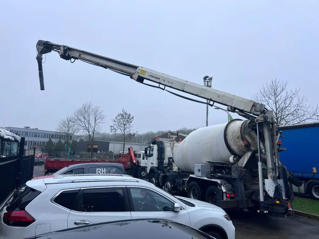 Volvo FM 410 8X4 MIXER 9m3 + LIEBHERR CONVEYOR BELT - Camião betoneira: foto 4 Volvo FM 410 8X4 MIXER 9m3 + LIEBHERR CONVEYOR BELT - Camião betoneira: foto 4