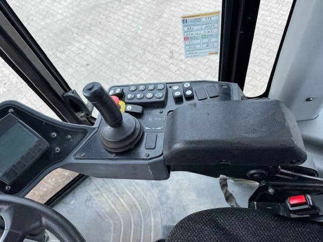 Compactador CAT CS 66B: foto 8