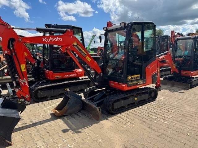 KUBOTA KX027-4 - Mini escavadeira: foto 1 KUBOTA KX027-4 - Mini escavadeira: foto 1