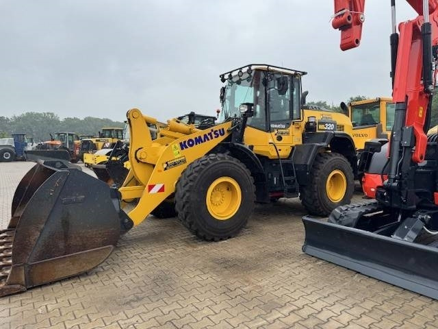 Komatsu WA 320 - Pá carregadora de rodas: foto 1 Komatsu WA 320 - Pá carregadora de rodas: foto 1
