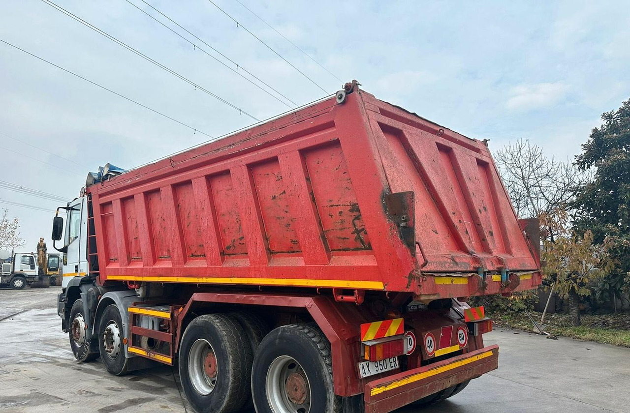 Iveco Eurotrakker 410 42 4 assi - Camião basculante: foto 4 Iveco Eurotrakker 410 42 4 assi - Camião basculante: foto 4
