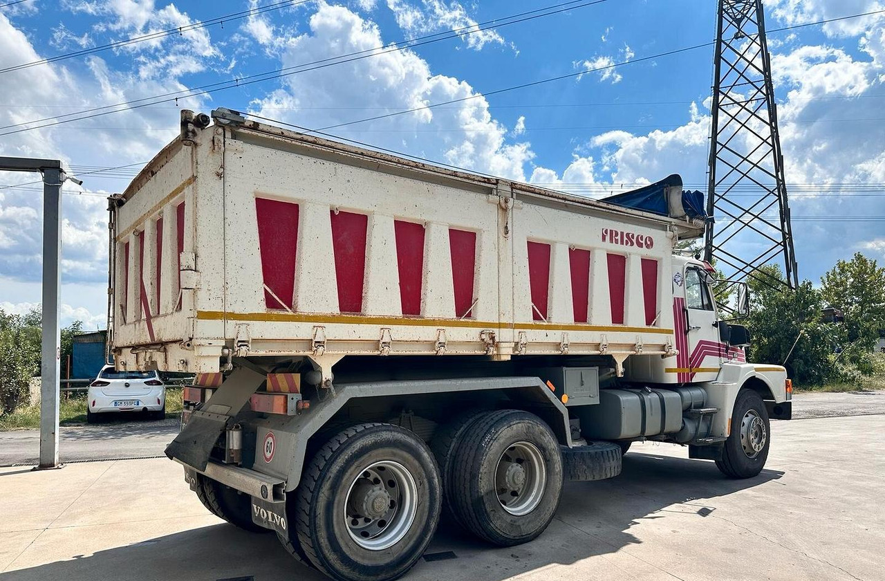 Volvo N12 ribaltabile - Camião basculante: foto 4 Volvo N12 ribaltabile - Camião basculante: foto 4