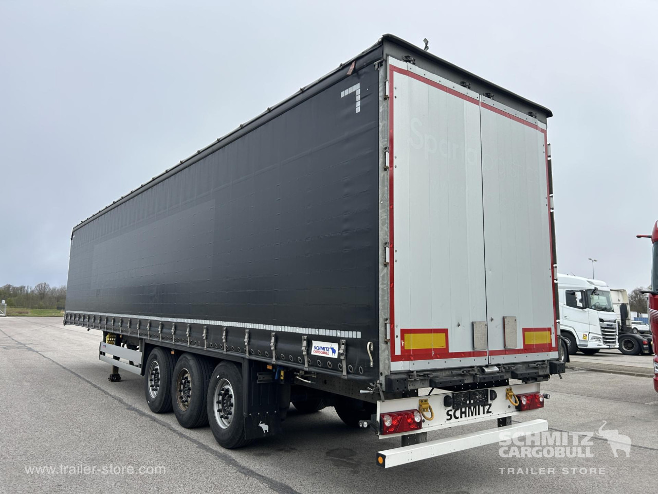 SCHMITZ Curtainsider Standard - Semi-reboque de lona: foto 1 SCHMITZ Curtainsider Standard - Semi-reboque de lona: foto 1