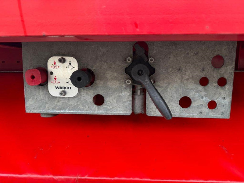 KEL-BERG 3-axle Stepdeck/Tiefbettauflieger/Nedbygget - Semi-reboque baixa: foto 4 KEL-BERG 3-axle Stepdeck/Tiefbettauflieger/Nedbygget - Semi-reboque baixa: foto 4