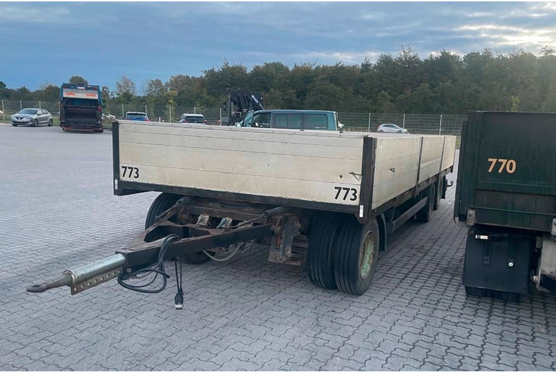KEL-BERG Open trailer / Offener Anhänger / Åben anhænger - Reboque transportador de contêineres/ Caixa móvel: foto 2 KEL-BERG Open trailer / Offener Anhänger / Åben anhænger - Reboque transportador de contêineres/ Caixa móvel: foto 2
