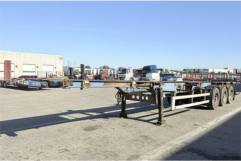 LECI Containerchassis - Semi-reboque transportador de contêineres/ Caixa móvel: foto 1 LECI Containerchassis - Semi-reboque transportador de contêineres/ Caixa móvel: foto 1