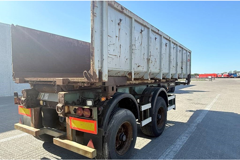 Pacton Containerchassis w. Steelbox / Stahlcontainer - Semi-reboque transportador de contêineres/ Caixa móvel: foto 3 Pacton Containerchassis w. Steelbox / Stahlcontainer - Semi-reboque transportador de contêineres/ Caixa móvel: foto 3