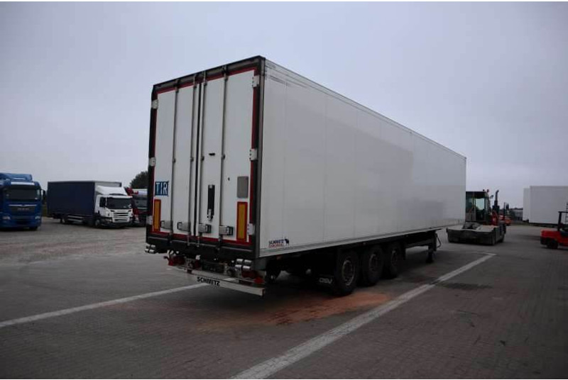 Schmitz Cargobull 33 pl. Meathanger/Fleischhängesystem/Kødophæng - Semi-reboque frigorífico: foto 3 Schmitz Cargobull 33 pl. Meathanger/Fleischhängesystem/Kødophæng - Semi-reboque frigorífico: foto 3