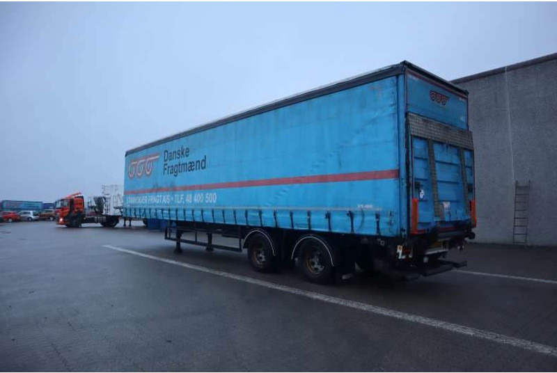 KEL-BERG 34 pl. Curtainsider/Planenauflieger/Gardintrailer - Semi-reboque: foto 4 KEL-BERG 34 pl. Curtainsider/Planenauflieger/Gardintrailer - Semi-reboque: foto 4