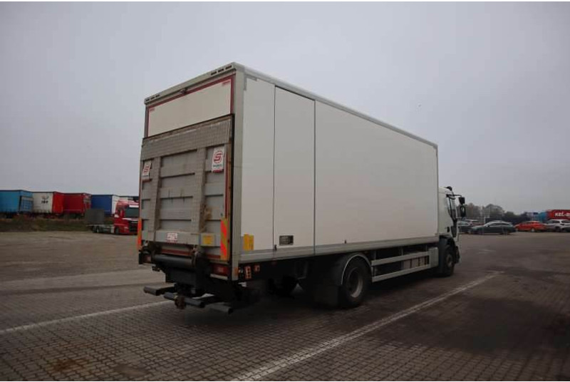 Volvo FE 18.320 EURO 6 - Camião furgão: foto 3 Volvo FE 18.320 EURO 6 - Camião furgão: foto 3
