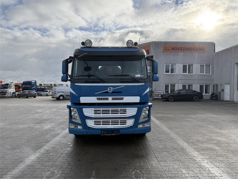 Volvo FM 450 EURO 6 - Camião com sistema de cabo: foto 2 Volvo FM 450 EURO 6 - Camião com sistema de cabo: foto 2