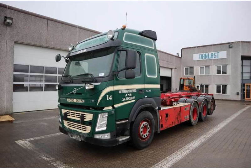 Volvo FM 500 EURO 6 - Camião com sistema de cabo: foto 1 Volvo FM 500 EURO 6 - Camião com sistema de cabo: foto 1