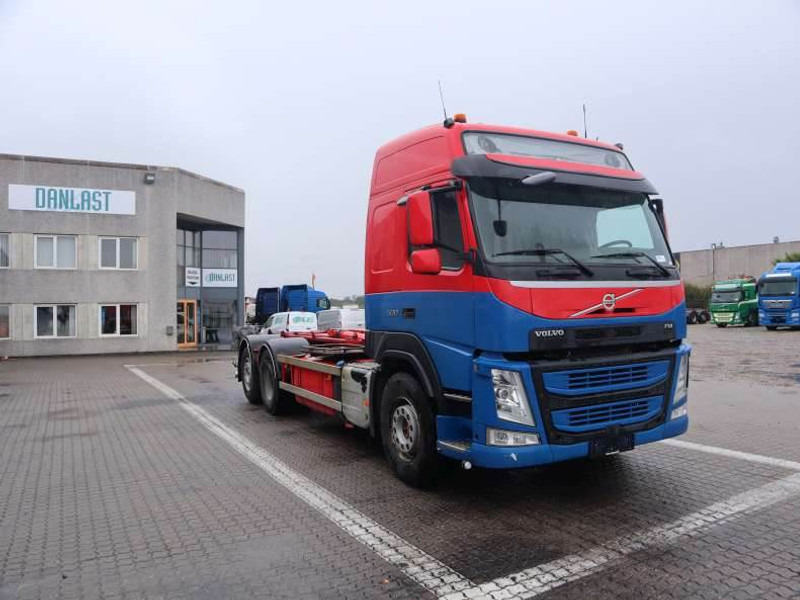 Volvo FM 500 EURO 6 - Camião com sistema de cabo: foto 2 Volvo FM 500 EURO 6 - Camião com sistema de cabo: foto 2