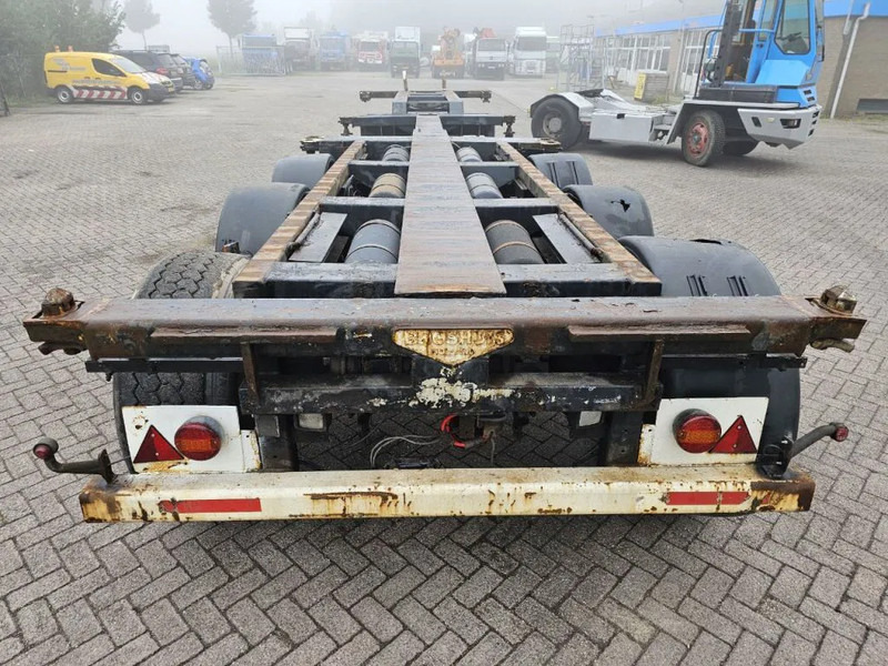 Broshuis MFCC Multi - Lifting axle - 2x20FT / 40FTHC / 45FTHC - Semi-reboque transportador de contêineres/ Caixa móvel: foto 5 Broshuis MFCC Multi - Lifting axle - 2x20FT / 40FTHC / 45FTHC - Semi-reboque transportador de contêineres/ Caixa móvel: foto 5