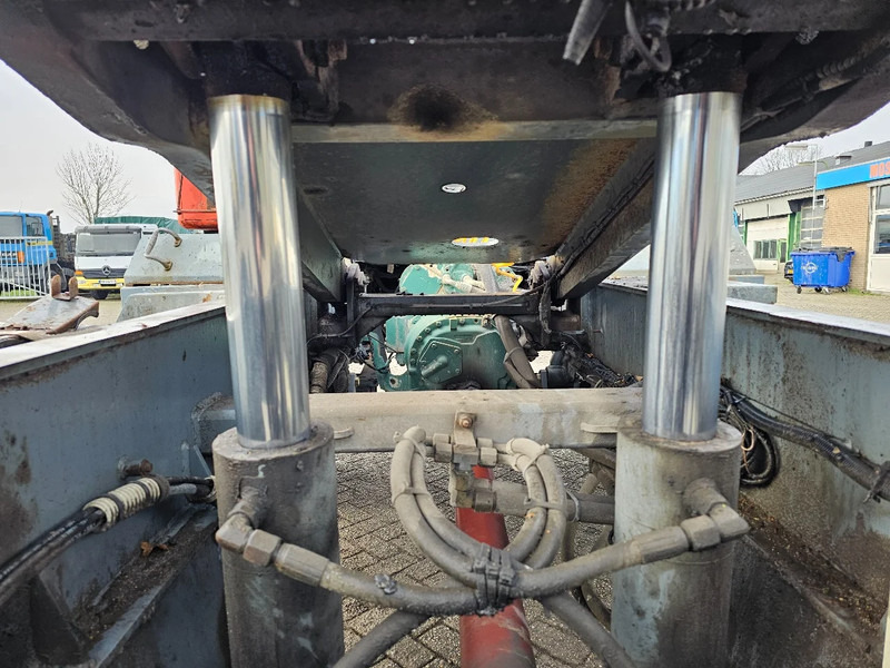 Tractor de terminal CVS-Ferrari TT2516B: foto 13