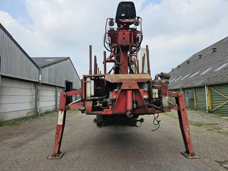 Doll 20T Crane - 6 meter extendable - Semi-reboque transporte de madeira: foto 2 Doll 20T Crane - 6 meter extendable - Semi-reboque transporte de madeira: foto 2