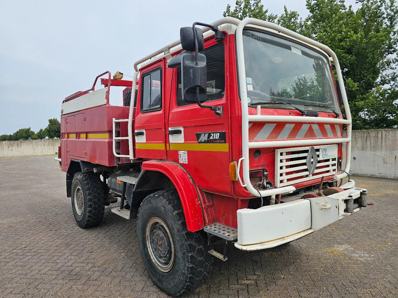 Renault M210 Arbois 3500L - Hydraulic winch - Carro de bombeiro: foto 3 Renault M210 Arbois 3500L - Hydraulic winch - Carro de bombeiro: foto 3