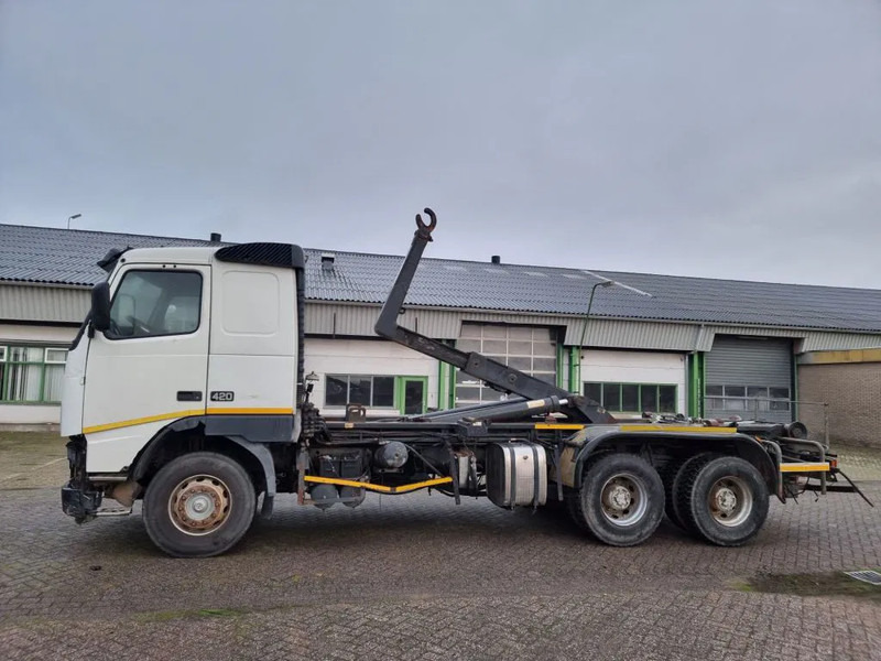 Volvo FH 12.420 6x4 - Manual Gear - STEEL/STEEL - Big Axles - PTO - Camião basculante: foto 1 Volvo FH 12.420 6x4 - Manual Gear - STEEL/STEEL - Big Axles - PTO - Camião basculante: foto 1
