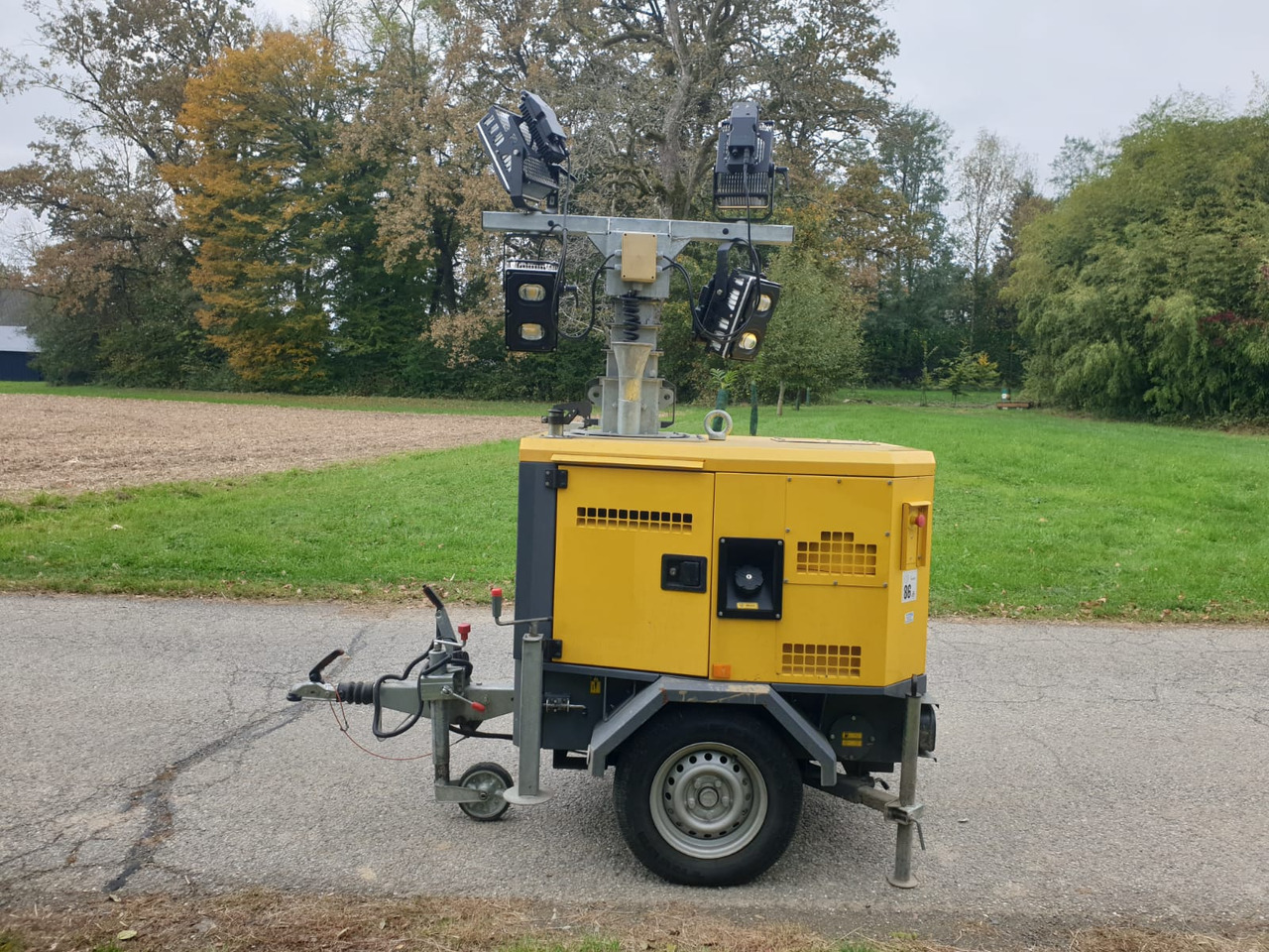 Atlas Copco HiLight 5+ - Torre de iluminação: foto 1 Atlas Copco HiLight 5+ - Torre de iluminação: foto 1