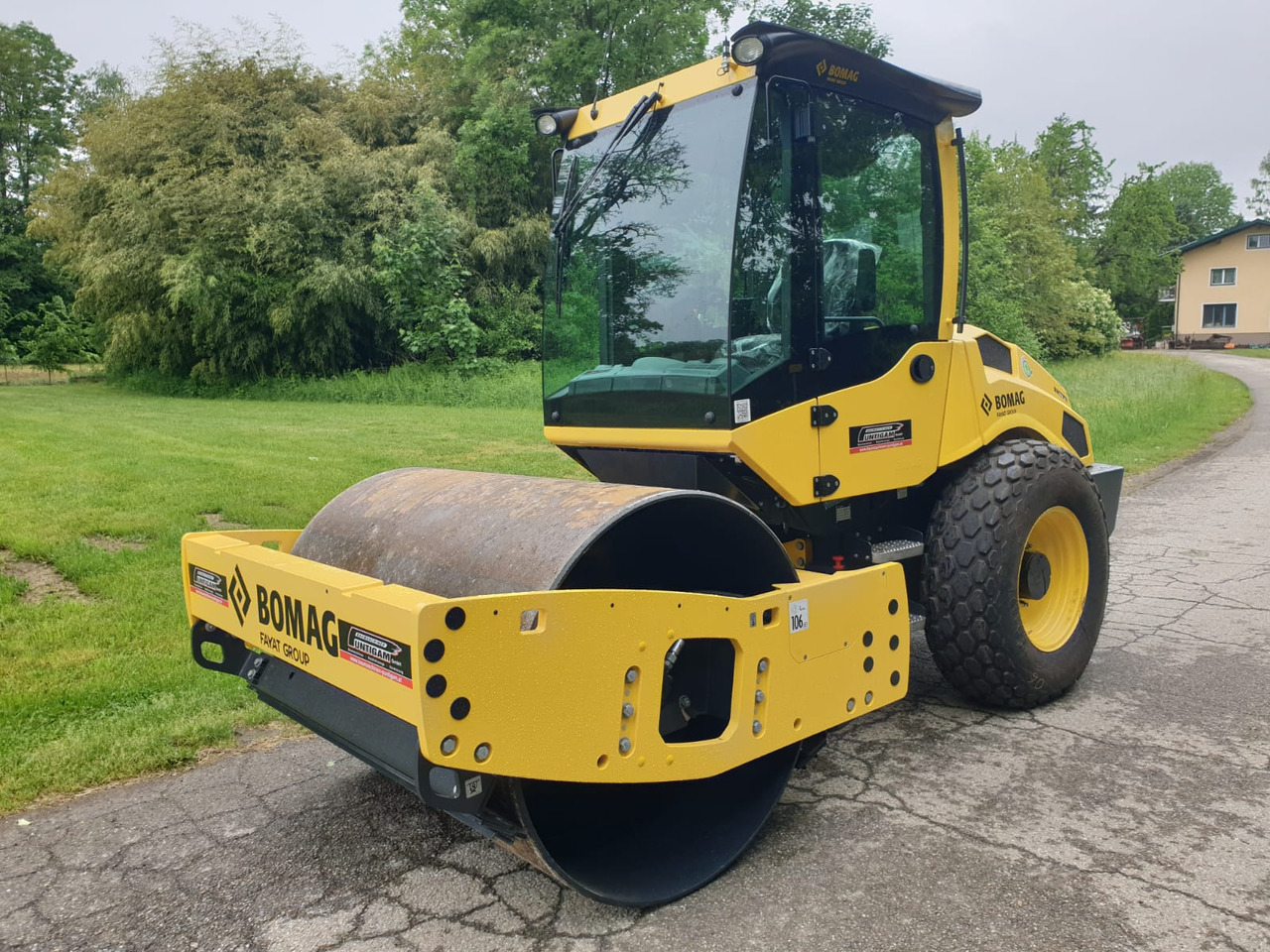 BOMAG BW 177 D-5 PL - Compactador de asfalto: foto 3 BOMAG BW 177 D-5 PL - Compactador de asfalto: foto 3