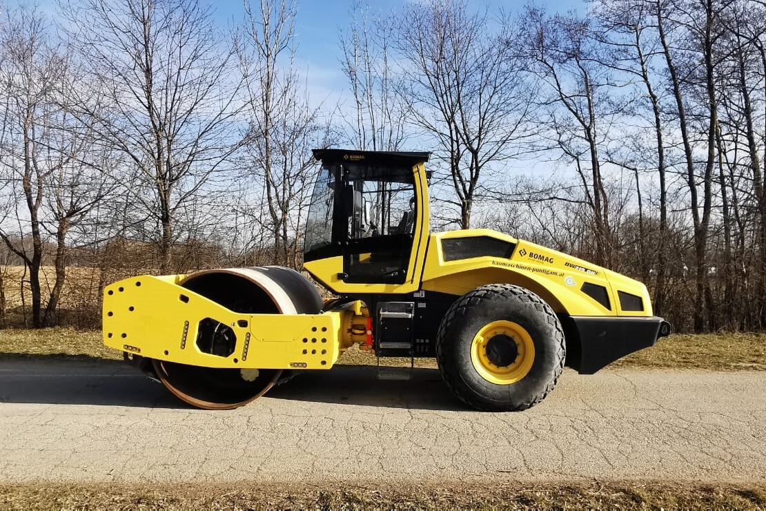 BOMAG BW 219 DH-5 - Compactador de asfalto: foto 1 BOMAG BW 219 DH-5 - Compactador de asfalto: foto 1