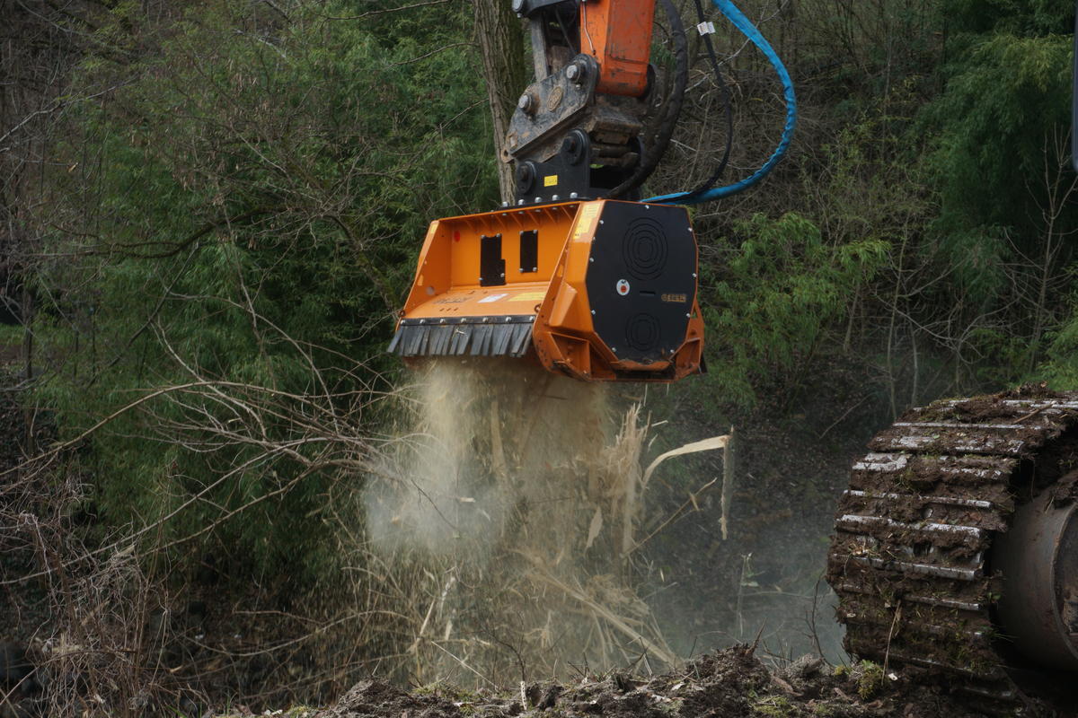 Berti EFX MD/SB 120 - Equipamento para Escavadora de rastos: foto 5 Berti EFX MD/SB 120 - Equipamento para Escavadora de rastos: foto 5