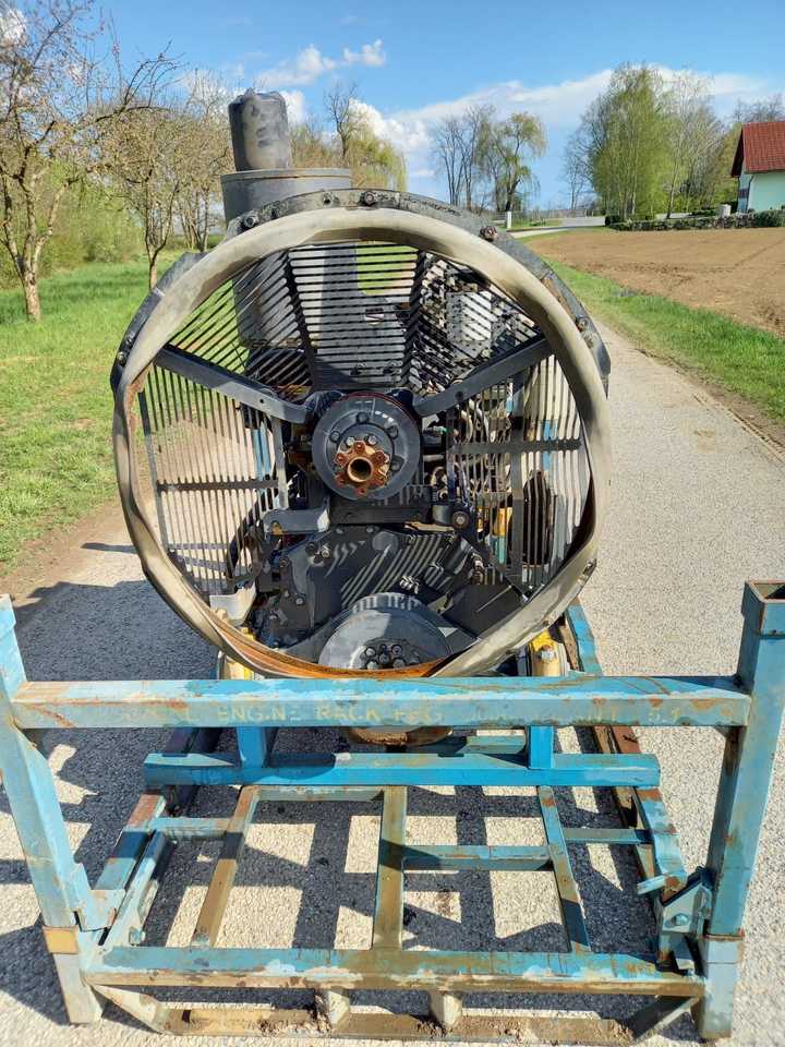 KOMATSU S6D125E-2 - Motor para Buldôzer: foto 2 KOMATSU S6D125E-2 - Motor para Buldôzer: foto 2