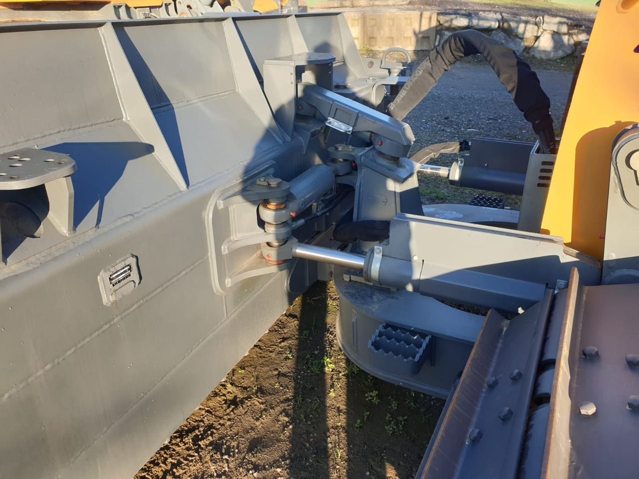 Buldôzer LIEBHERR PR 716 05 LGP: foto 10