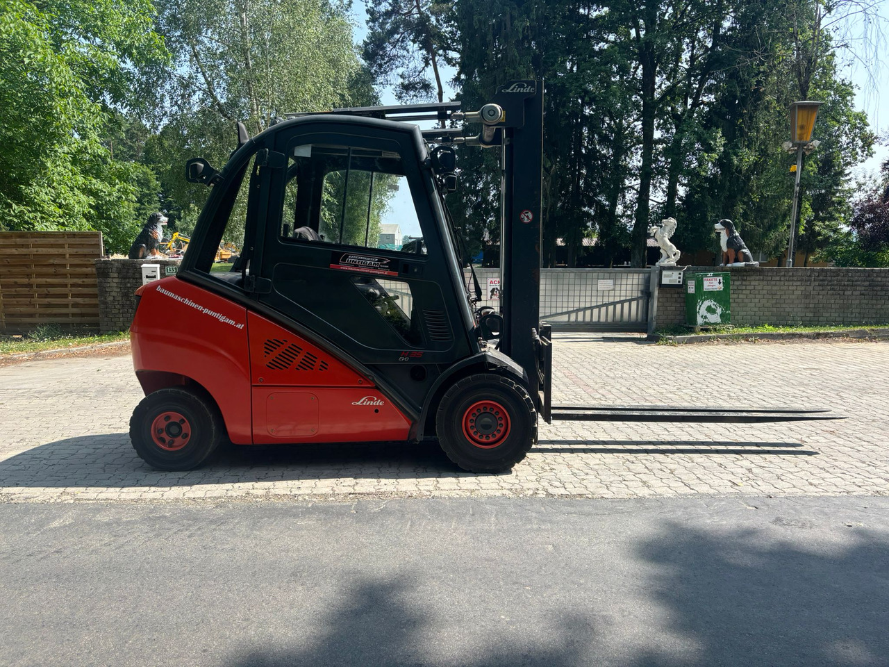 LINDE H 35 D-02 Triplex - Empilhador a diesel: foto 2 LINDE H 35 D-02 Triplex - Empilhador a diesel: foto 2