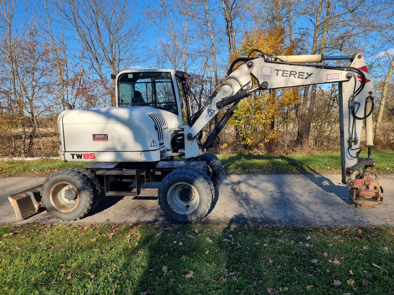 TEREX TW 85 - Escavadeira de rodas: foto 2 TEREX TW 85 - Escavadeira de rodas: foto 2