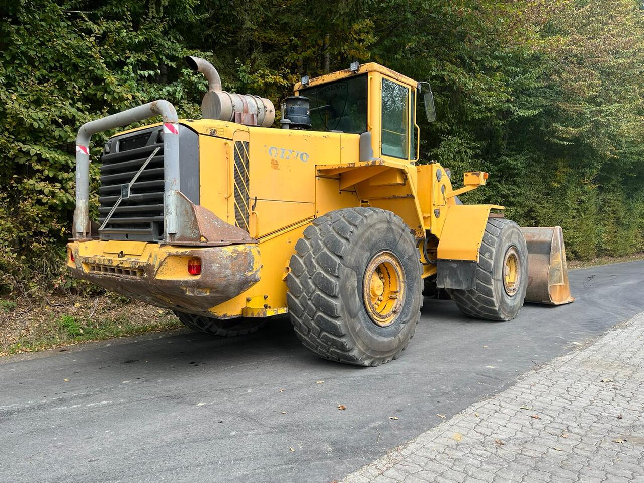 Pá carregadora de rodas VOLVO L 180 E: foto 7