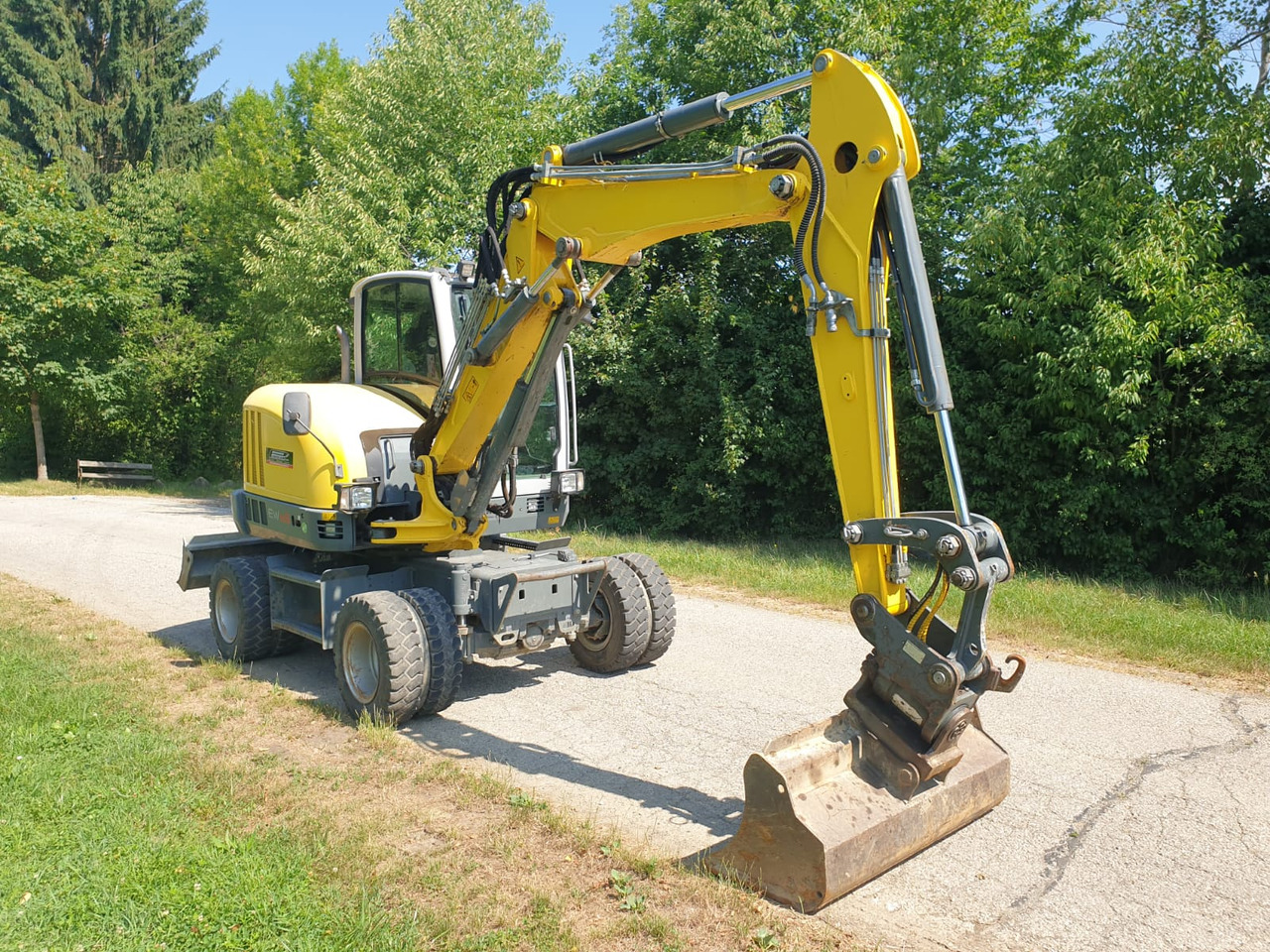 WACKER Neuson EW 65 - Escavadeira de rodas: foto 4 WACKER Neuson EW 65 - Escavadeira de rodas: foto 4