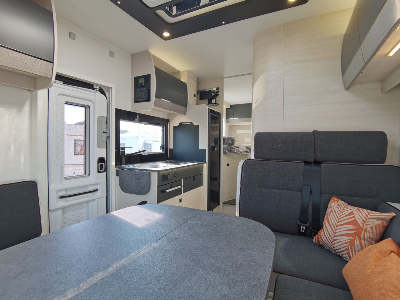 Chausson 627 TITANIUM /-2026- / 165PS - 8G. AUTOMATIK - Autocaravana perfilada: foto 4 Chausson 627 TITANIUM /-2026- / 165PS - 8G. AUTOMATIK - Autocaravana perfilada: foto 4