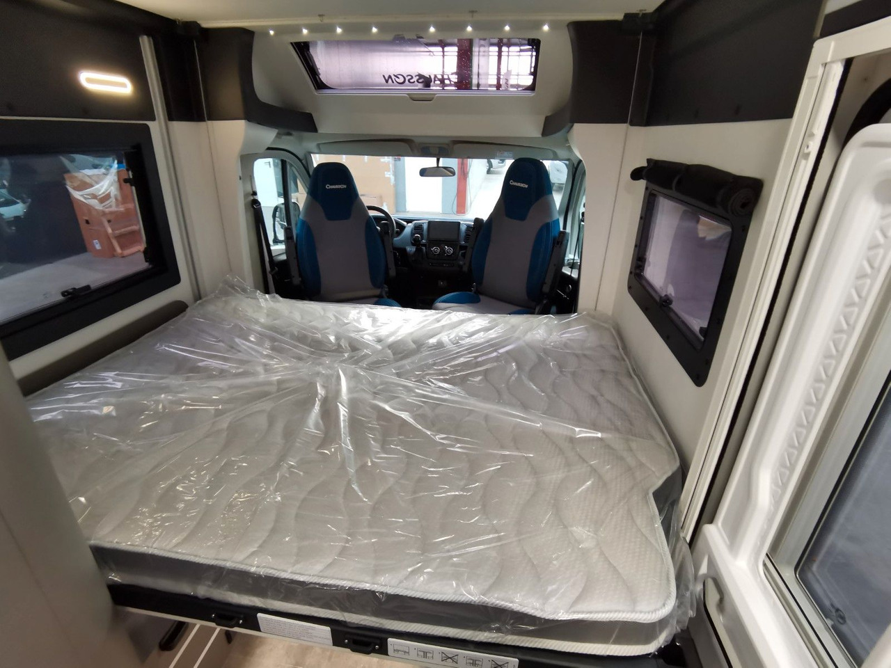 Autocaravana perfilada Chausson X 650 EXCLUSIVE LINE /XXL-HUBBETT/ E-BIKE TRÄGER: foto 13