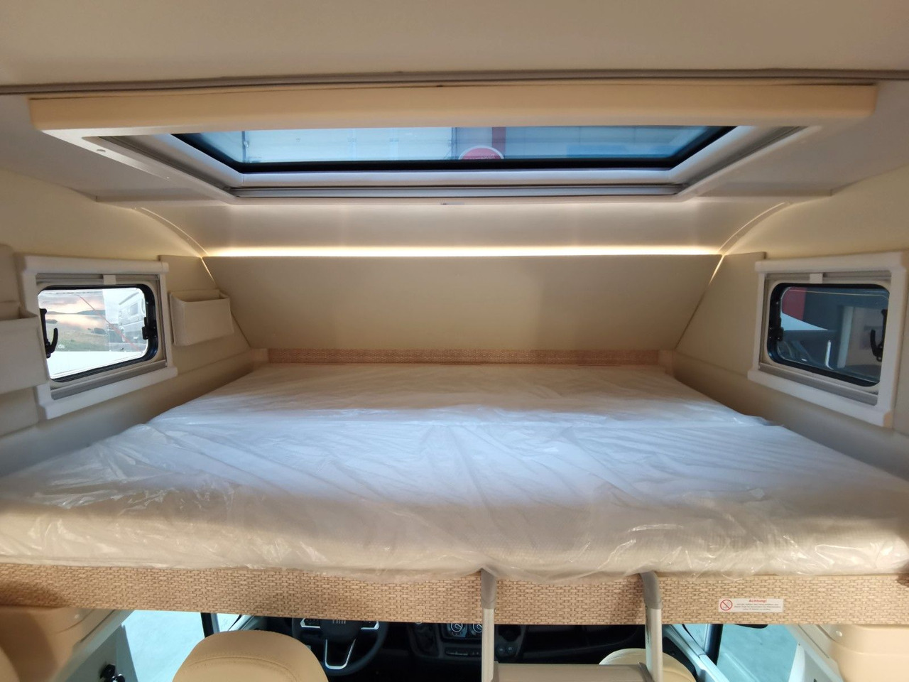 Autocaravana capucine Eura Mobil ACTIVA ONE 630 LS / -2025- / 140PS / RAUMWUNDER: foto 17