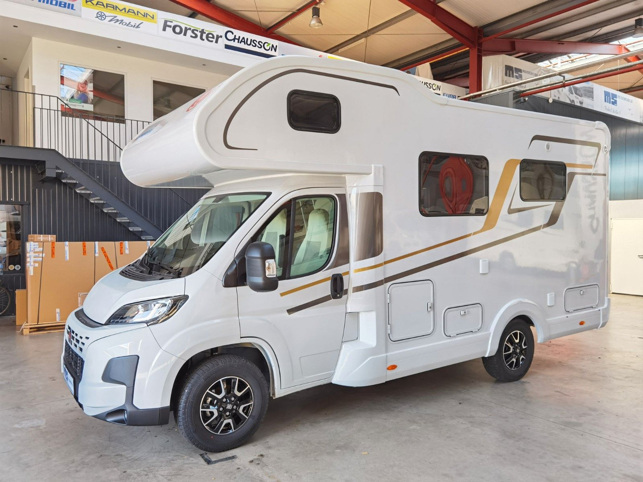 Autocaravana capucine Eura Mobil ACTIVA ONE 630 LS / -2025- / 140PS / RAUMWUNDER: foto 6