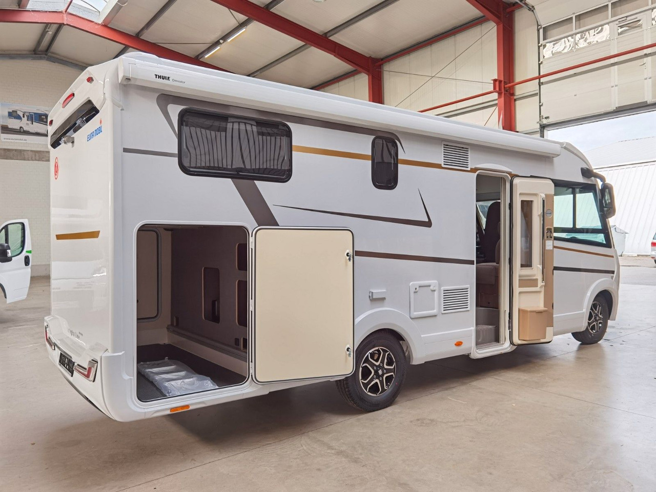 Locação financeira de Eura Mobil INTEGRA LINE 720 EB /-2026- /8G-180PS/PLUS-PAKET Eura Mobil INTEGRA LINE 720 EB /-2026- /8G-180PS/PLUS-PAKET: foto 10 Locação financeira de Eura Mobil INTEGRA LINE 720 EB /-2026- /8G-180PS/PLUS-PAKET Eura Mobil INTEGRA LINE 720 EB /-2026- /8G-180PS/PLUS-PAKET: foto 10