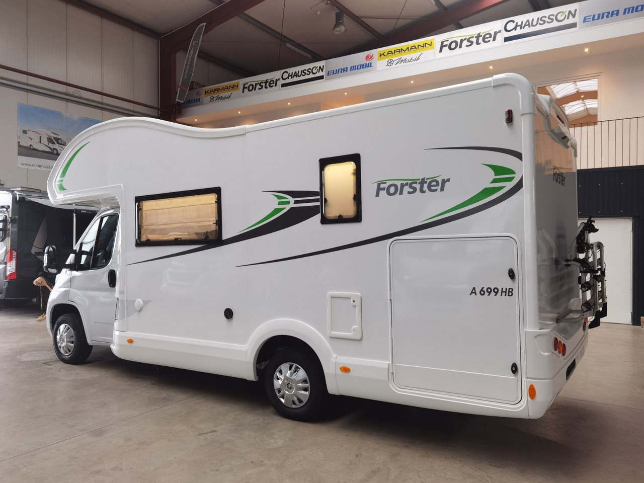 Forster A 699 HB /140PS / ZUBEHÖR - PAKET / 6x SITZP. - Autocaravana capucine: foto 5 Forster A 699 HB /140PS / ZUBEHÖR - PAKET / 6x SITZP. - Autocaravana capucine: foto 5