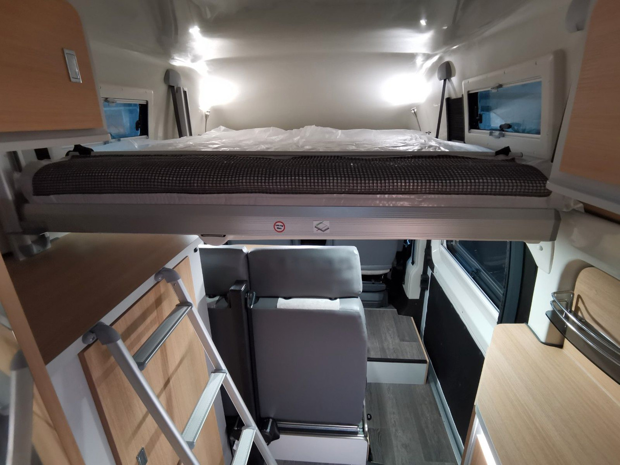 Campervan Karmann DEXTER 550 / 140PS / CONCEPT - PAKET & HUBBETT: foto 22